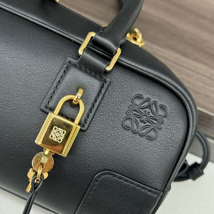 ロエベ ショルダーバッグ アマソナ 23×10×11cm