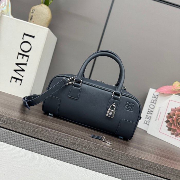 ロエベ ショルダーバッグ アマソナ 23×10×11cm
