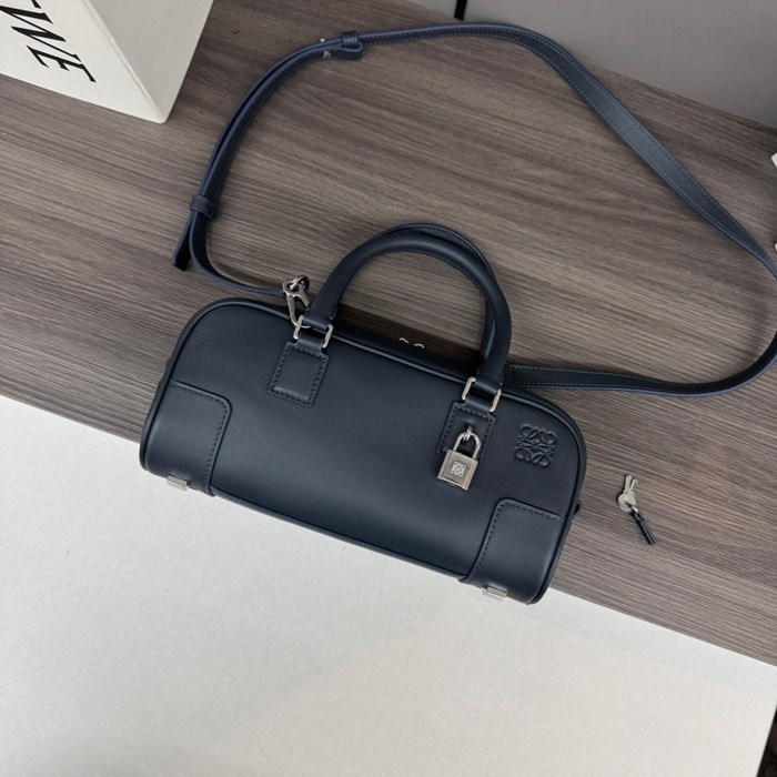 ロエベ ショルダーバッグ アマソナ 23×10×11cm