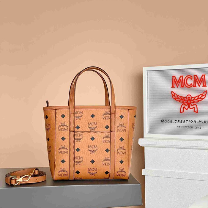 MCM ショルダーバッグ アレン 19×9.5×18.5cm