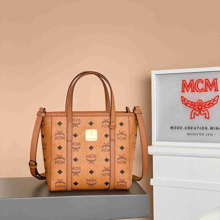 MCM ショルダーバッグ アレン 19×9.5×18.5cm