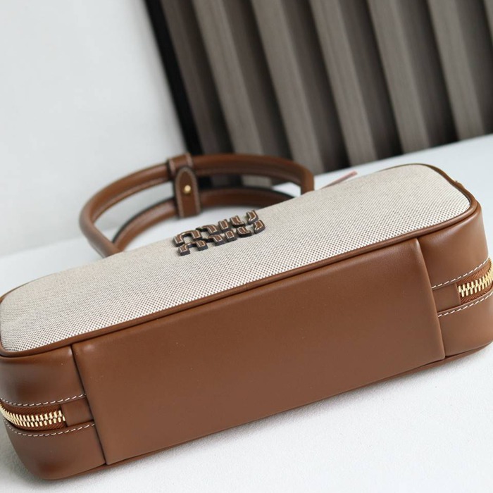 MIUMIU ショルダーバッグ キャンバス ボーリングバッグ 28×12×9cm