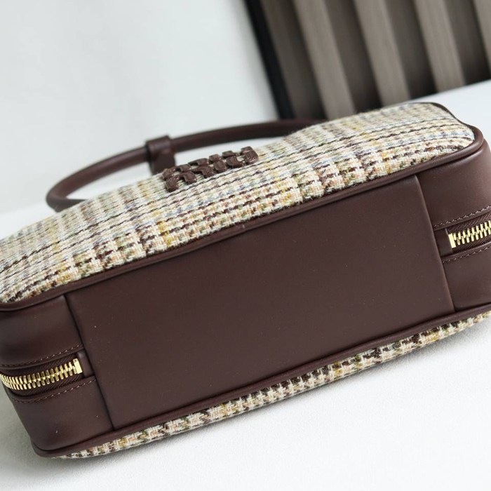 MIUMIU ショルダーバッグ キャンバス ボーリングバッグ 28×12×9cm