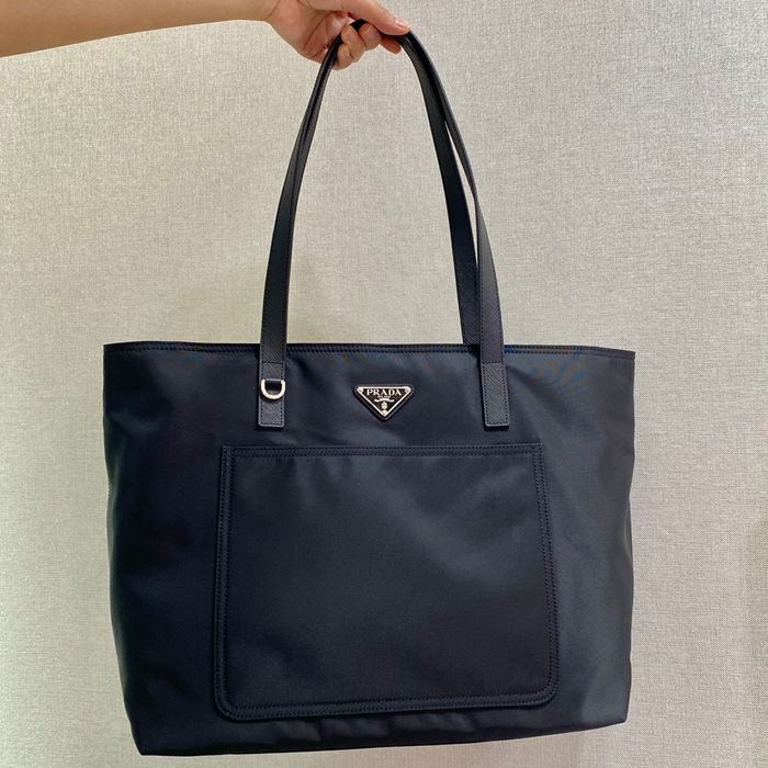 プラダ トートバッグ 35×29×15.5cm プラダ トートバッグ 35×29×15.5cm