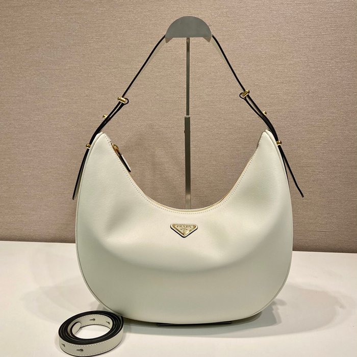 プラダ ショルダーバッグ ムーン 35×22.5×8cm プラダ ショルダーバッグ ムーン 35×22.5×8cm