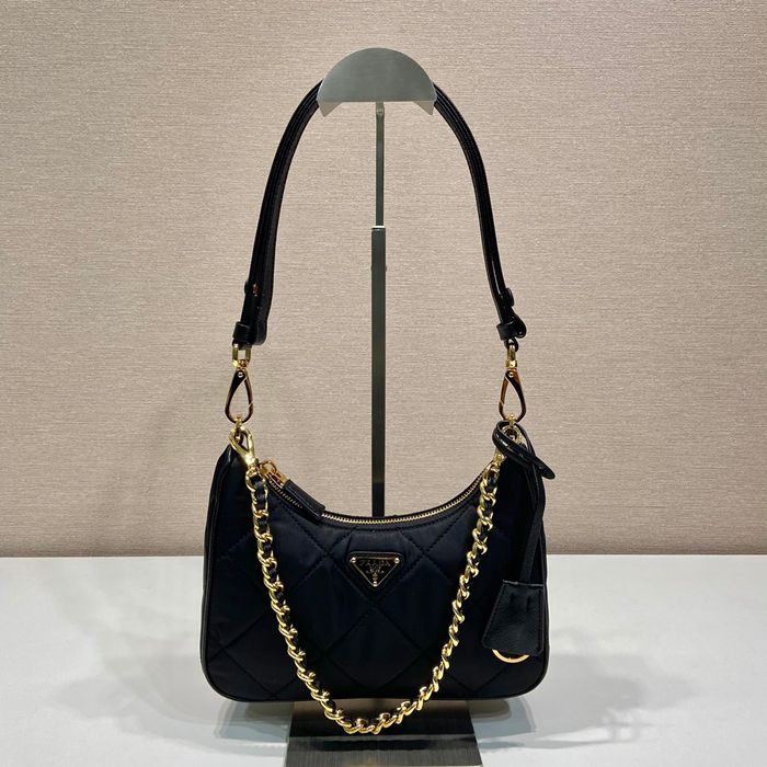 プラダ ショルダーバッグ ホーボー 23×16×6.5cm プラダ ショルダーバッグ ホーボー 23×16×6.5cm