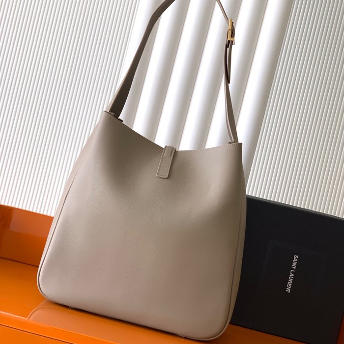 サンローラン ショルダーバッグ LE5A7 30×31×13cm