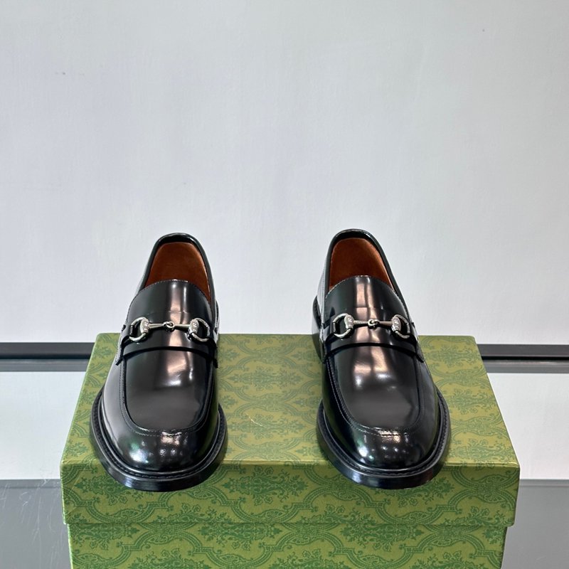 グッチ メンズ ビジネスシューズ 39-44