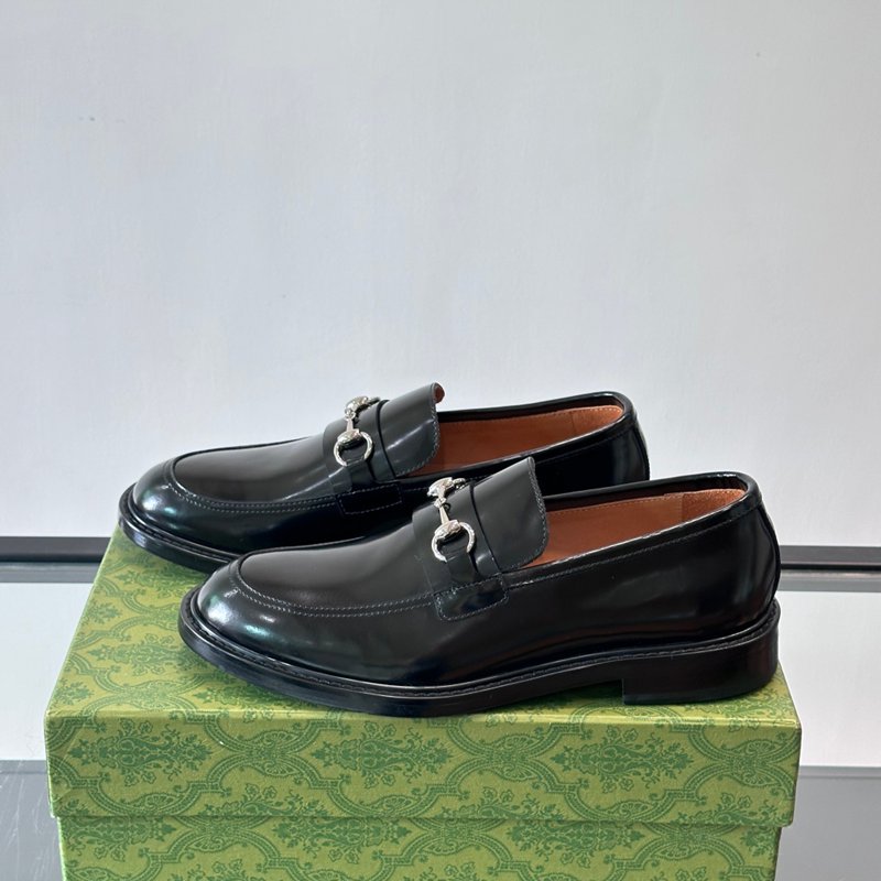 グッチ メンズ ビジネスシューズ 39-44