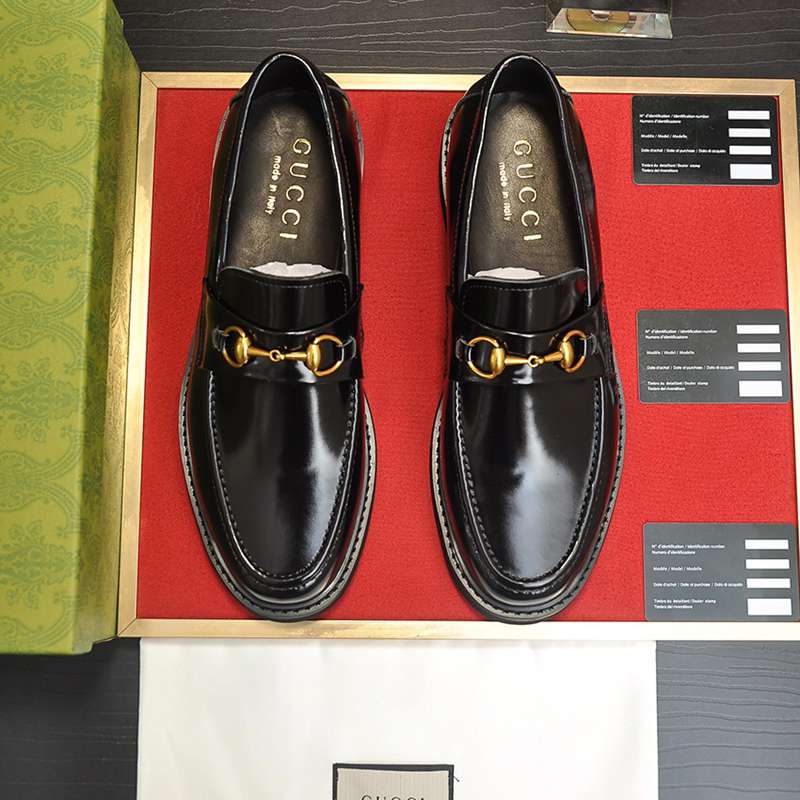 グッチ メンズ ビジネスシューズ 38-44