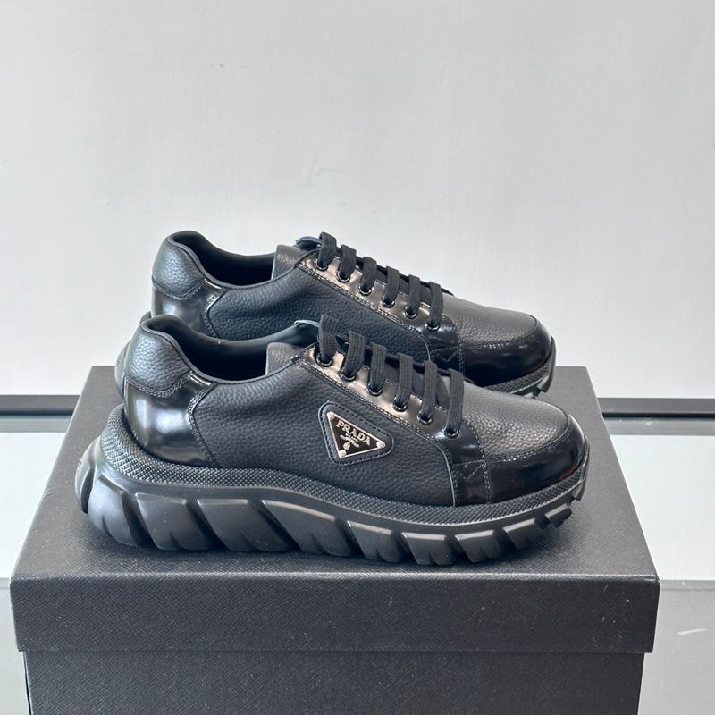 プラダ メンズ スニーカー ダウンタウンボールド 39-44 プラダ メンズ スニーカー ダウンタウンボールド 39-44