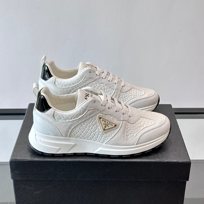 プラダ メンズ スニーカー 39-44 プラダ メンズ スニーカー 39-44