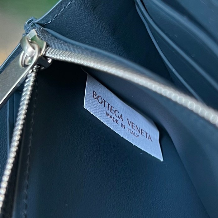 BOTTEGA VENETA イントレチャート ロングウォレット メンズ 19×10×2cm