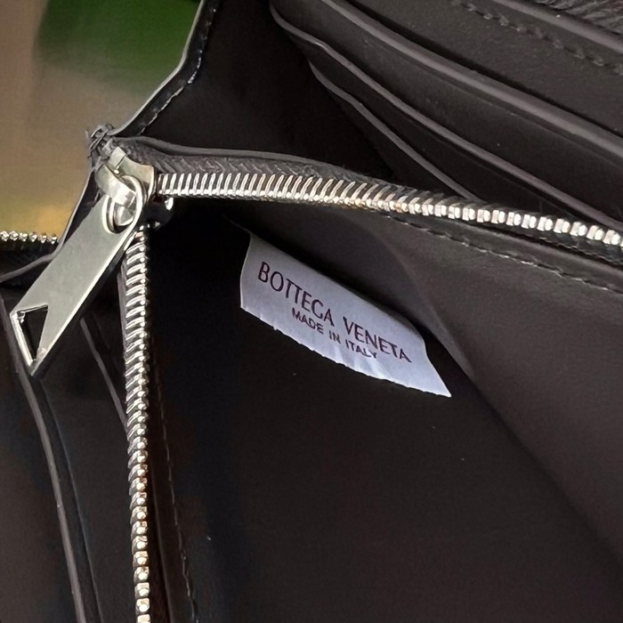 BOTTEGA VENETA イントレチャート ロングウォレット メンズ 19×10×2cm