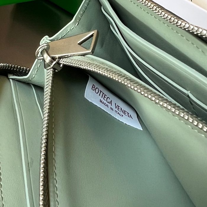 BOTTEGA VENETA イントレチャート ロングウォレット メンズ 19×10×2cm