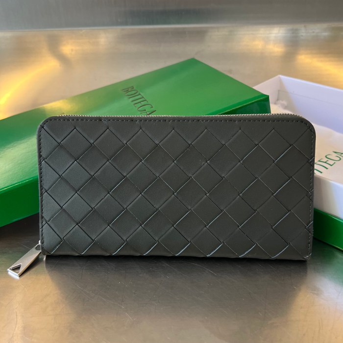 BOTTEGA VENETA イントレチャート ロングウォレット メンズ 19×10×2cm