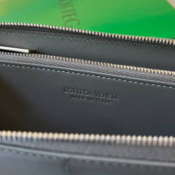 BOTTEGA VENETA イントレチャート ロングウォレット メンズ 19×11.4×2cm
