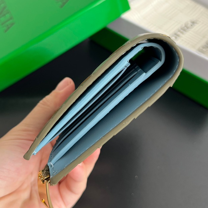 BOTTEGA VENETA イントレチャート 二つ折り財布 ユニセックス 14.5×9.5cm