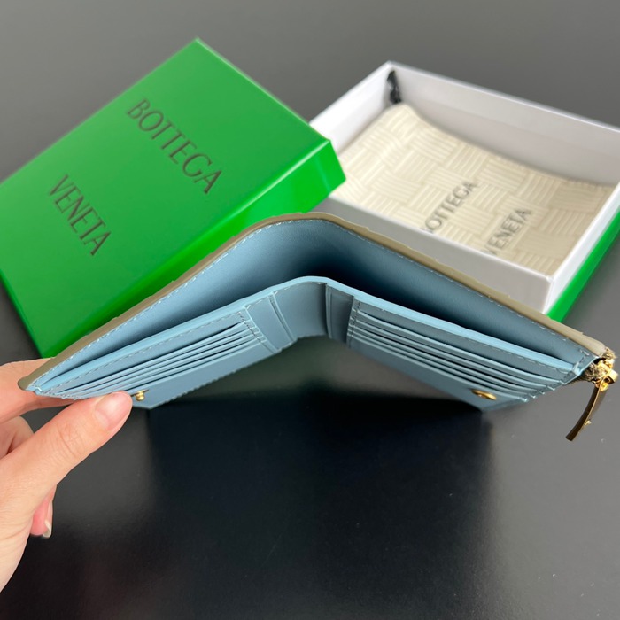 BOTTEGA VENETA イントレチャート 二つ折り財布 ユニセックス 14.5×9.5cm