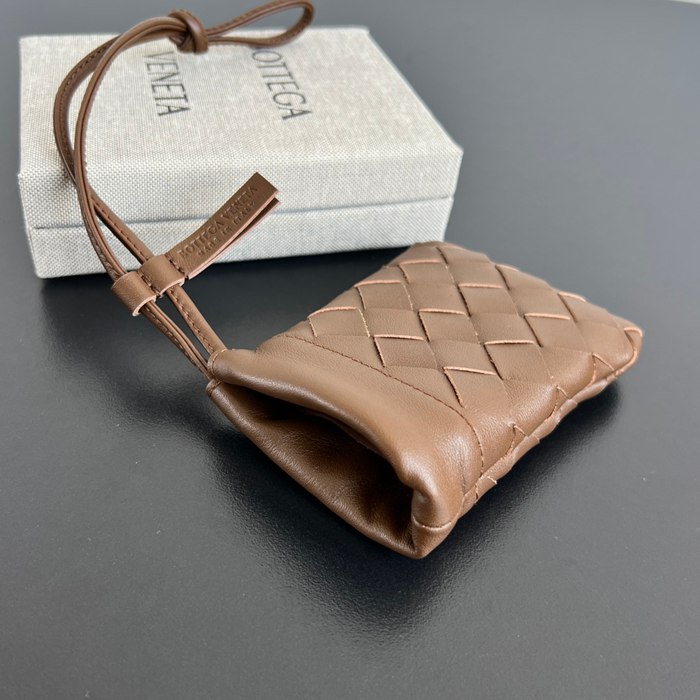 BOTTEGA VENETA ラムスキン カードケース チャーム レディース 11×8.5cm