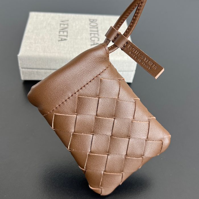 BOTTEGA VENETA ラムスキン カードケース チャーム レディース 11×8.5cm
