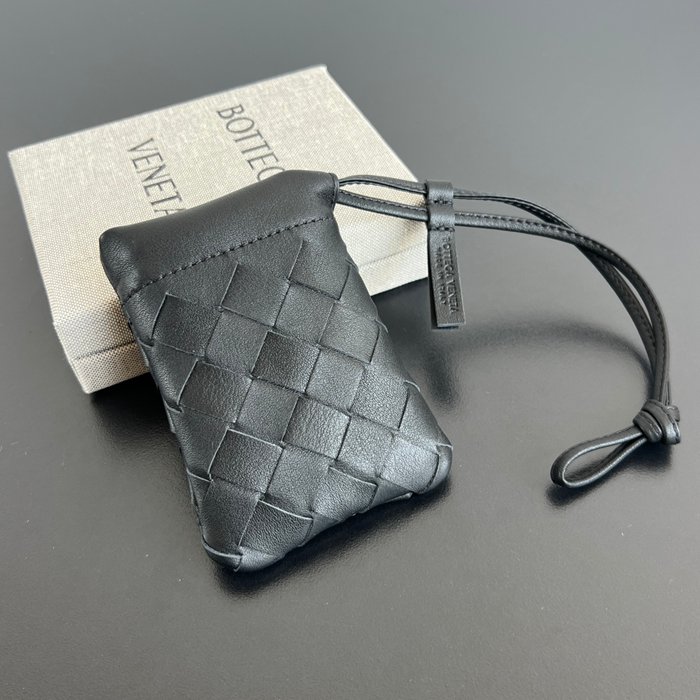 BOTTEGA VENETA 編み込み カードケース チャーム レディース 11×8.5cm