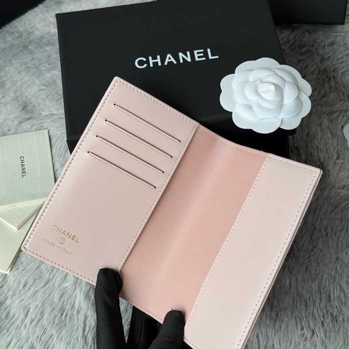 CHANEL パスポートケース カーフレザー ユニセックス 14.5×10.5×2cm