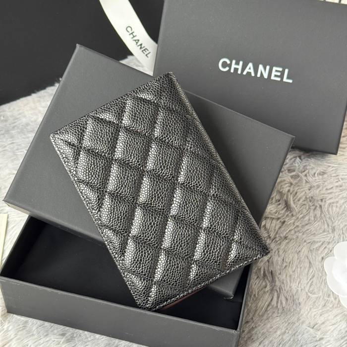 CHANEL パスポートケース カーフレザー ユニセックス 14.5×10.5×2cm