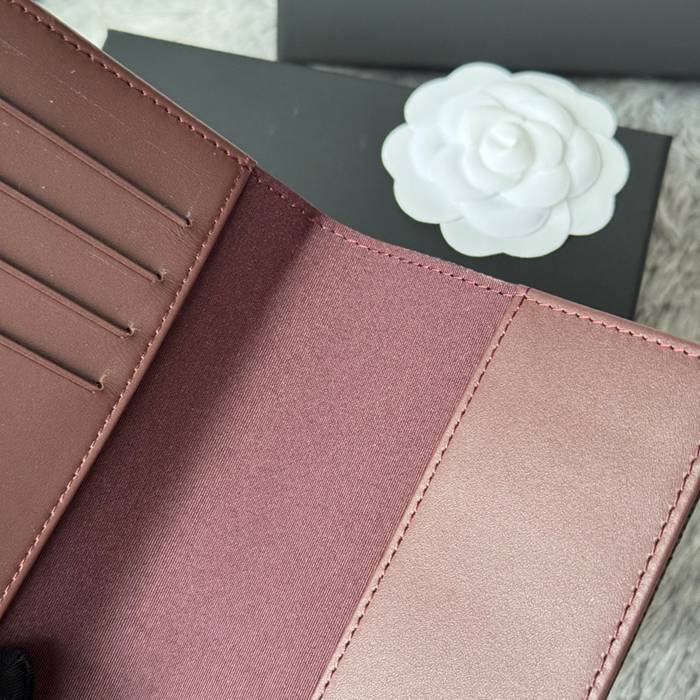 CHANEL パスポートケース カーフレザー ユニセックス 14.5×10.5×2cm