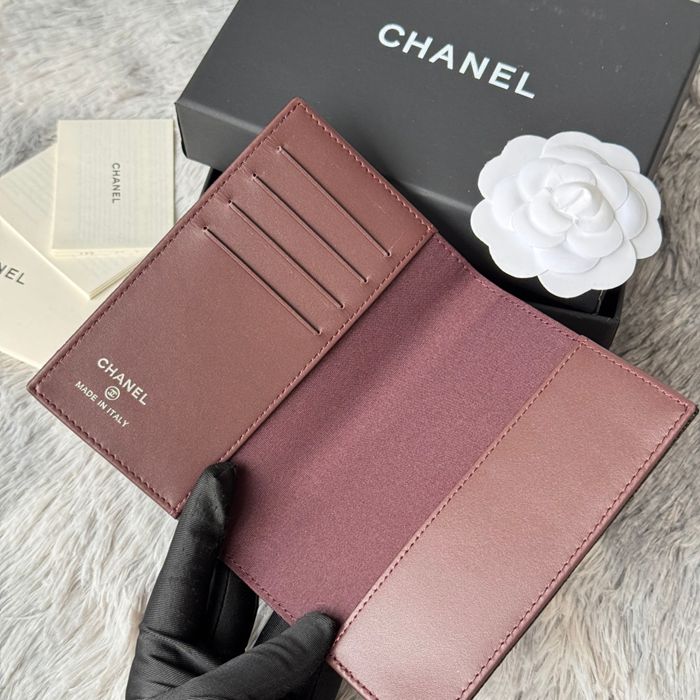 CHANEL パスポートケース カーフレザー ユニセックス 14.5×10.5×2cm