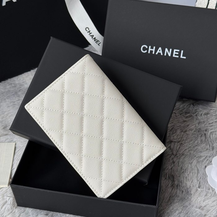 CHANEL パスポートケース カーフレザー ユニセックス 14.5×10.5×2cm