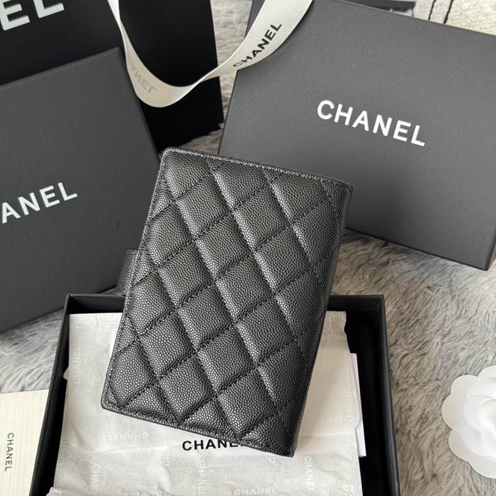 CHANEL パスポートケース カーフレザー ユニセックス 15×10×3cm