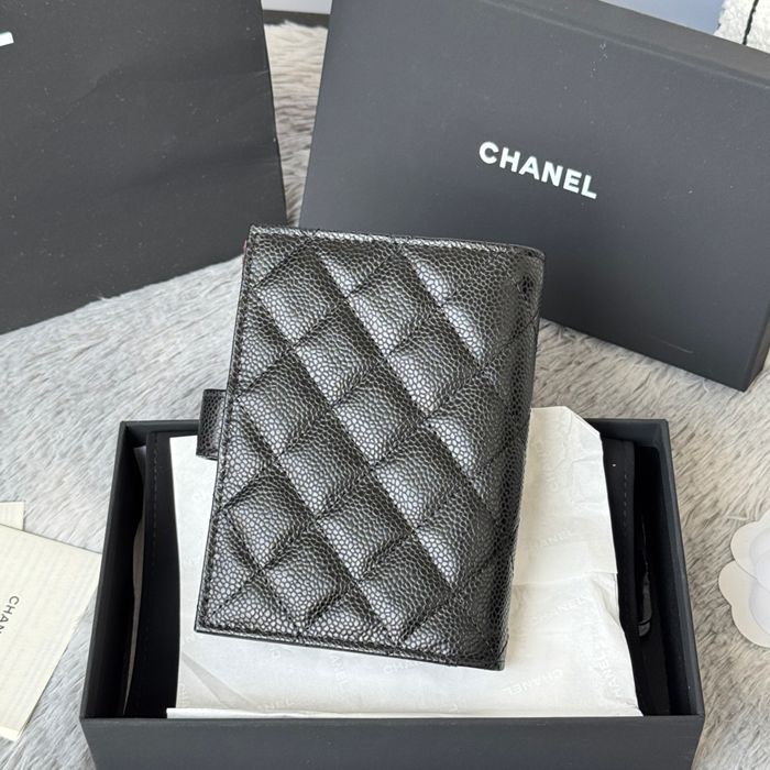 CHANEL パスポートケース カーフレザー ユニセックス 15×10×3cm
