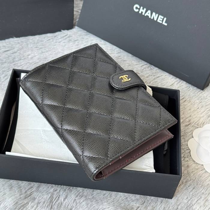 CHANEL パスポートケース カーフレザー ユニセックス 15×10×3cm