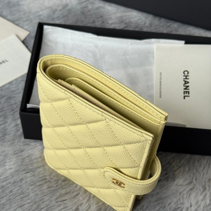 CHANEL パスポートケース カーフレザー ユニセックス 15×10×3cm