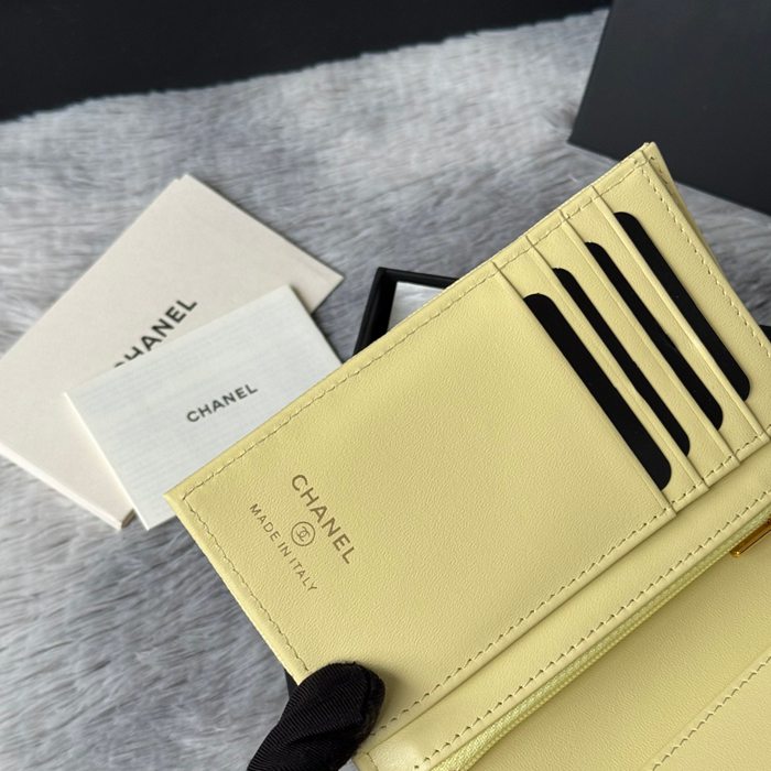 CHANEL パスポートケース カーフレザー ユニセックス 15×10×3cm