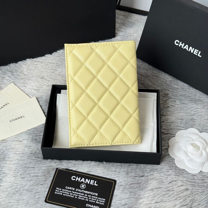 CHANEL パスポートケース カーフレザー ユニセックス 14.5×10.5×2cm