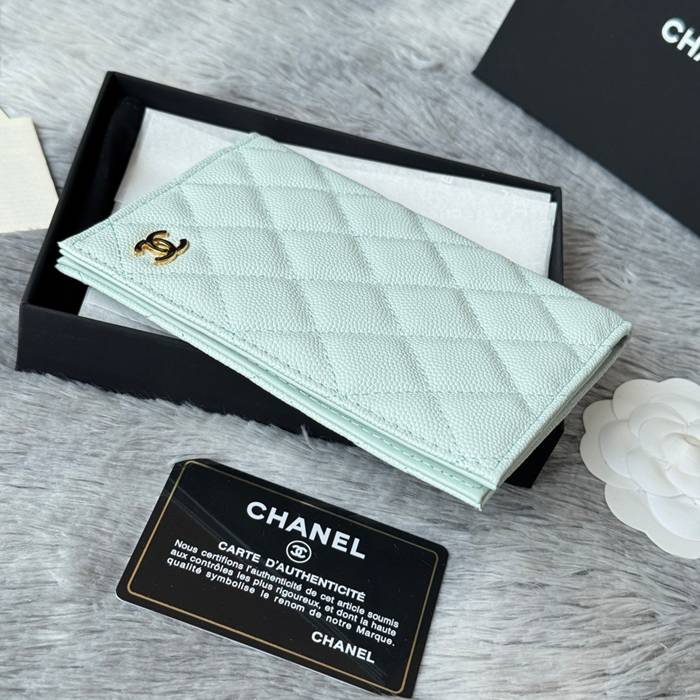 CHANEL パスポートケース カーフレザー ユニセックス 14.5×10.5×2cm
