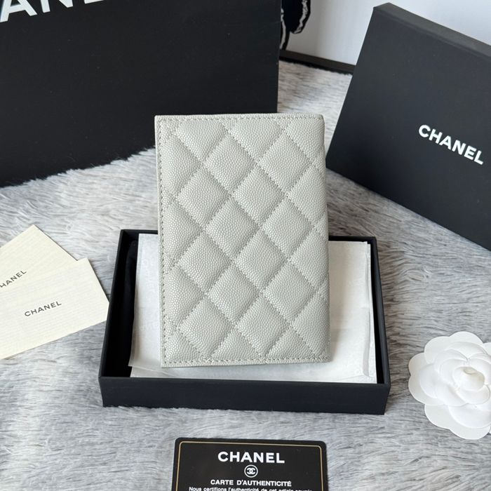 CHANEL パスポートケース カーフレザー ユニセックス 14.5×10.5×2cm