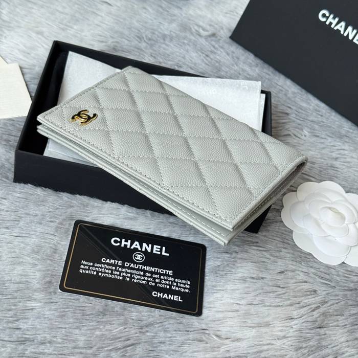 CHANEL パスポートケース カーフレザー ユニセックス 14.5×10.5×2cm