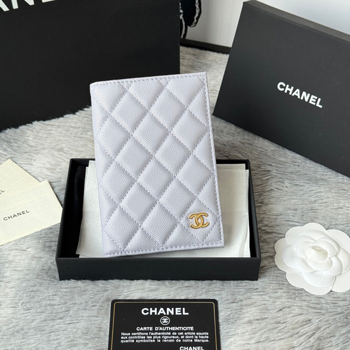 CHANEL パスポートケース カーフレザー ユニセックス 14.5×10.5×2cm