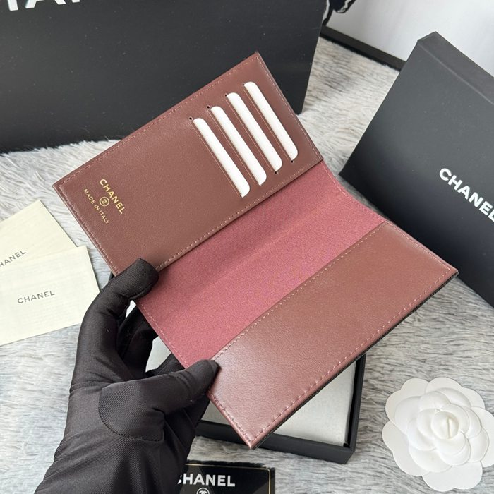 CHANEL パスポートケース カーフレザー ユニセックス 14.5×10.5×2cm