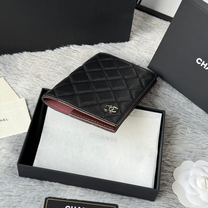 CHANEL パスポートケース カーフレザー ユニセックス 14.5×10.5×2cm