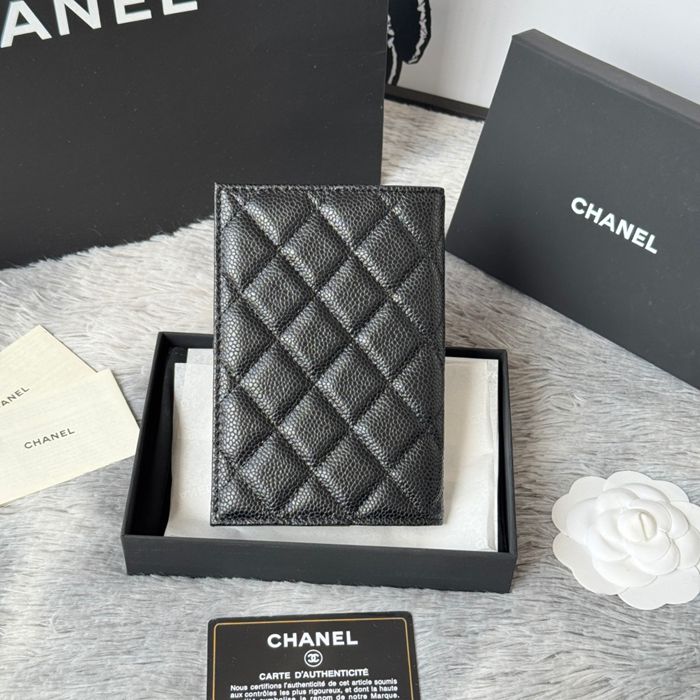 CHANEL パスポートケース カーフレザー ユニセックス 14.5×10.5×2cm
