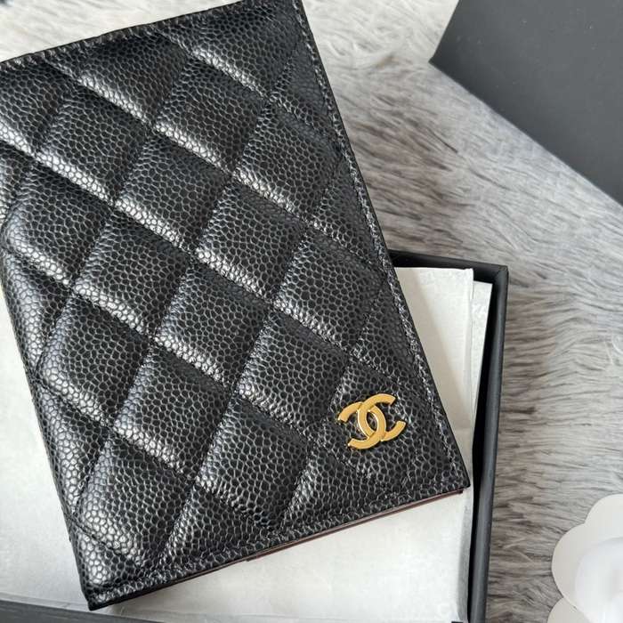 CHANEL パスポートケース カーフレザー ユニセックス 14.5×10.5×2cm