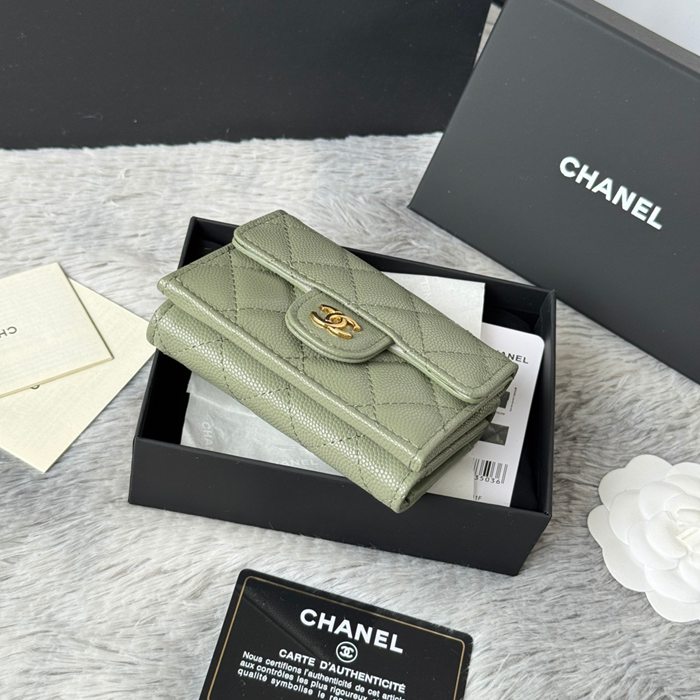 CHANEL 三つ折りカードケース カーフレザー レディース 10.5×7.5×3cm
