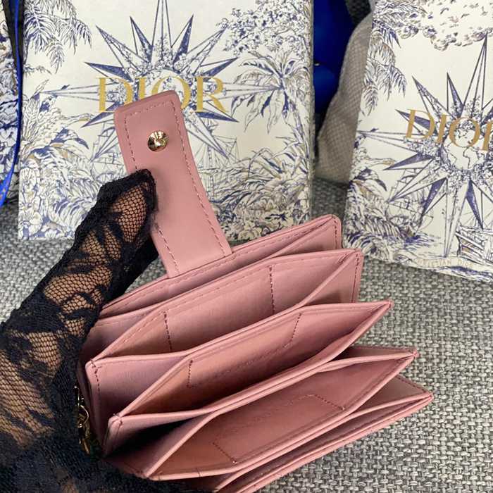 DIOR レディディオール 5スロットカードケース ラムスキン レディース 10.4×7×2cm