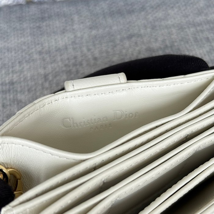 DIOR レディディオール 5スロットカードケース ラムスキン レディース 10.4×7×2cm