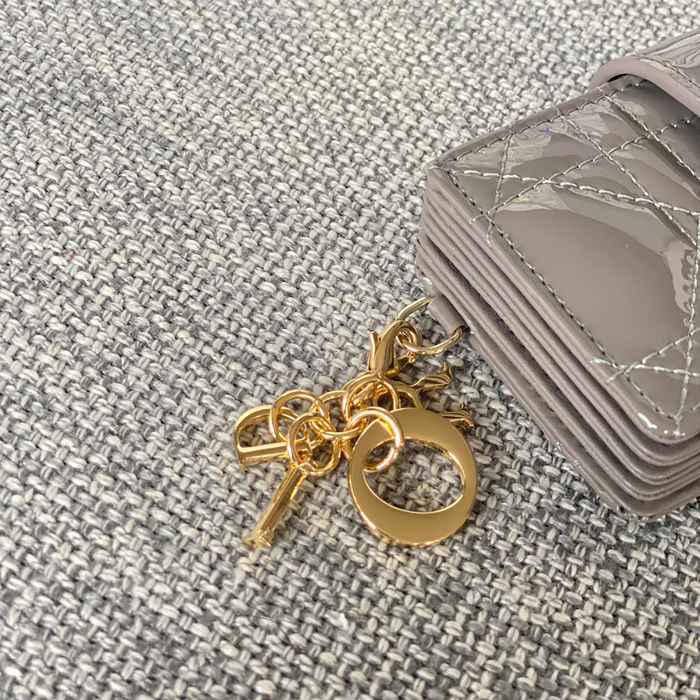 DIOR レディディオール 5スロットカードケース ラムスキン レディース 10.4×7×2cm