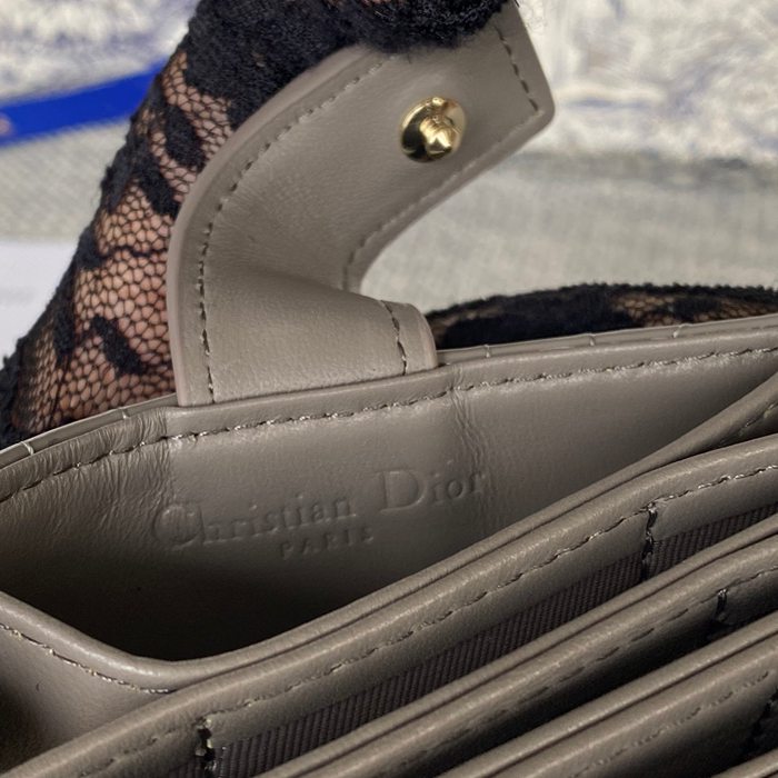 DIOR レディディオール 5スロットカードケース ラムスキン レディース 10.4×7×2cm
